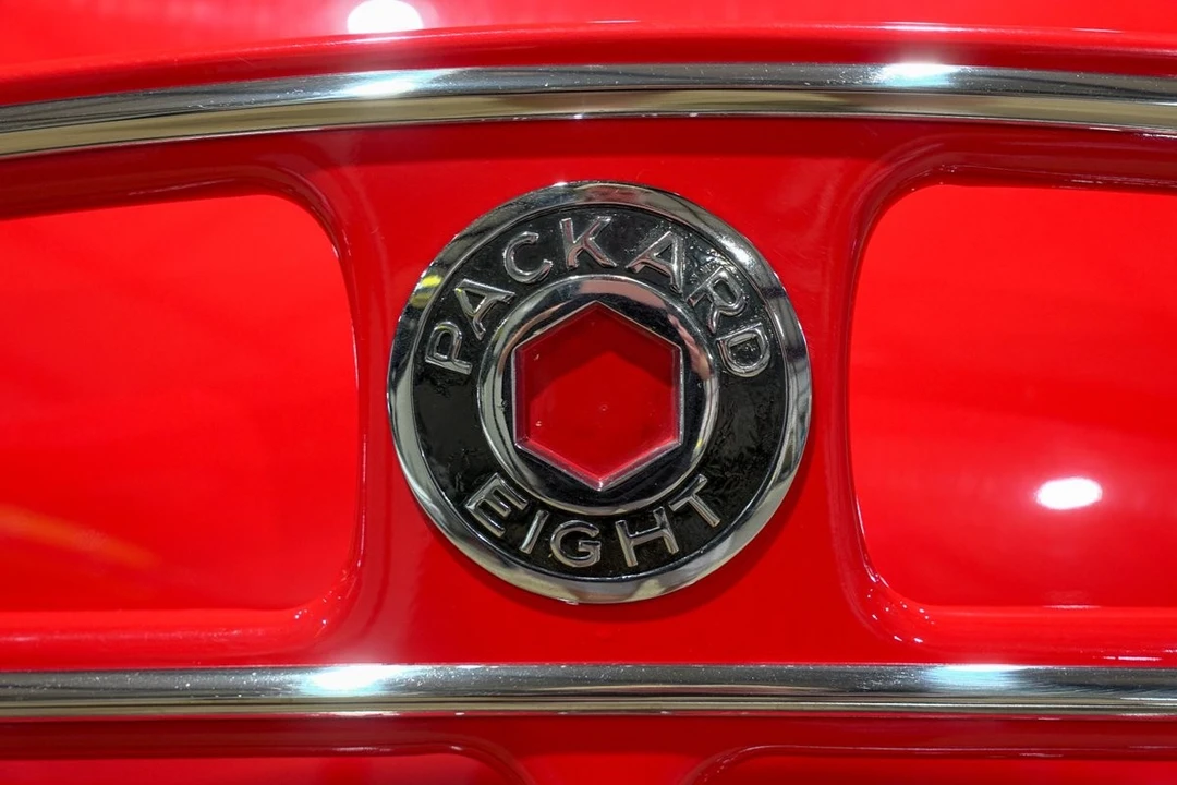 1937 Packard - Image 22 of 31