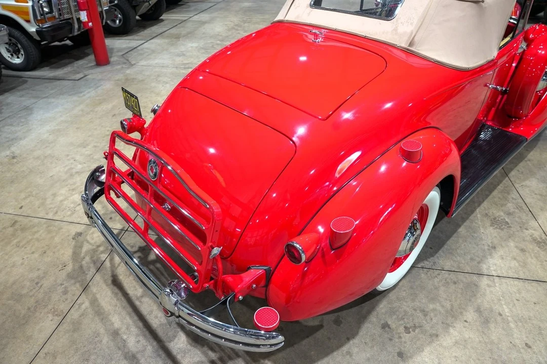 1937 Packard - Image 20 of 31