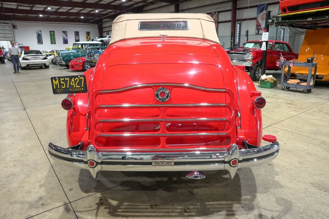 1937 Packard - Image 15 of 31