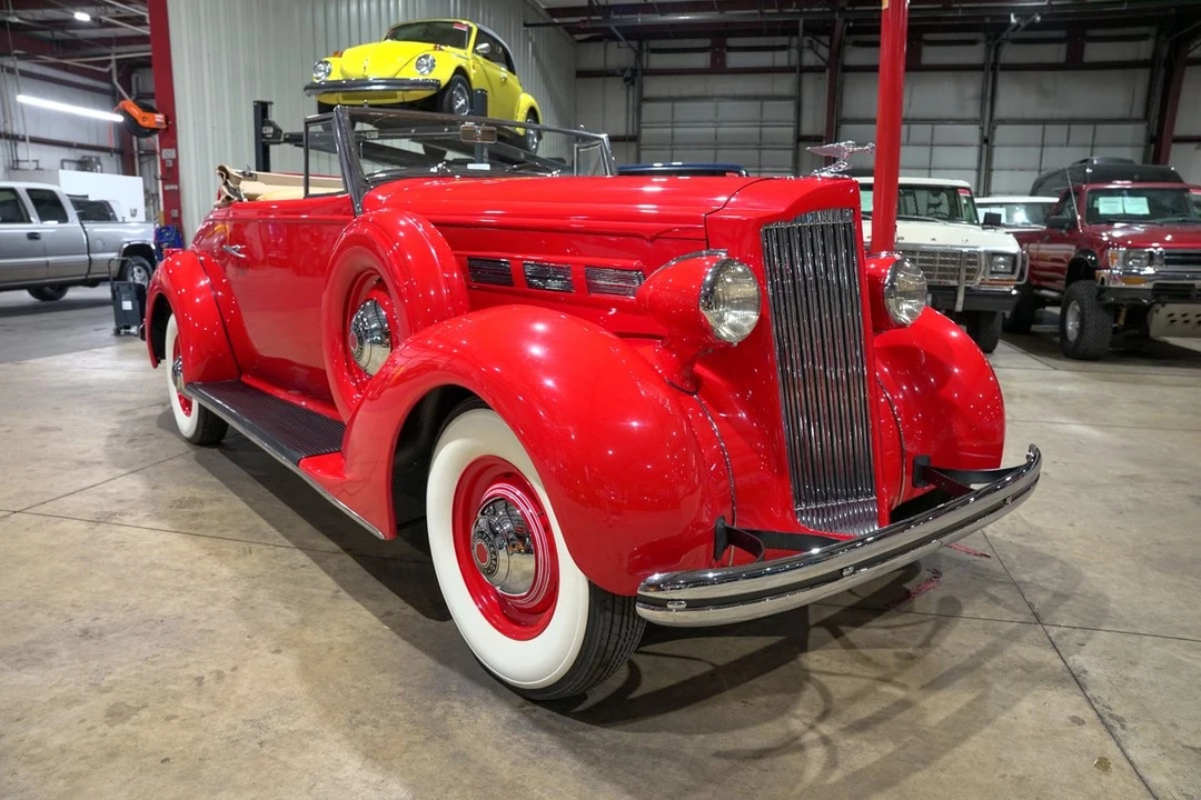 1937 Packard - Image 6 of 31