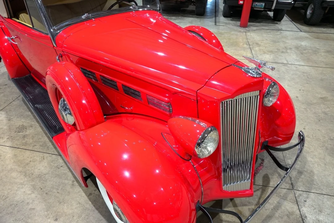 1937 Packard - Image 18 of 31