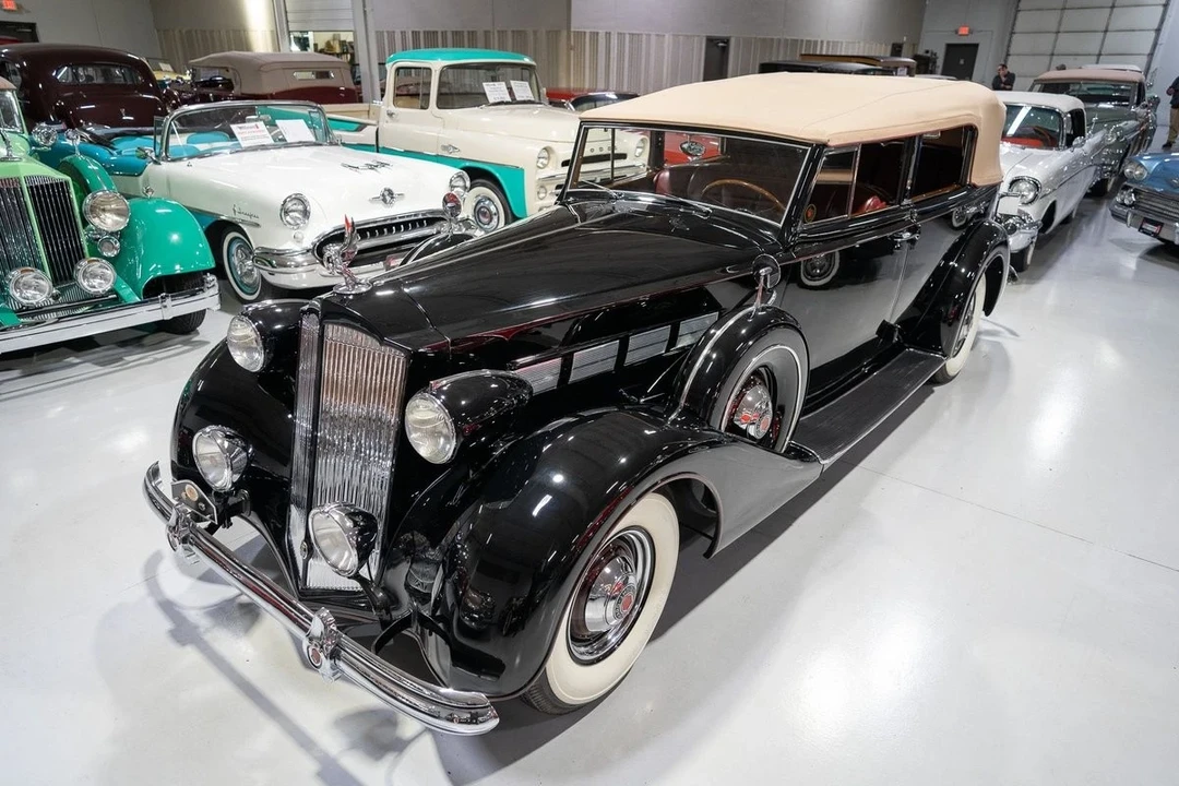 1937 Packard Eight - Image 5 of 12