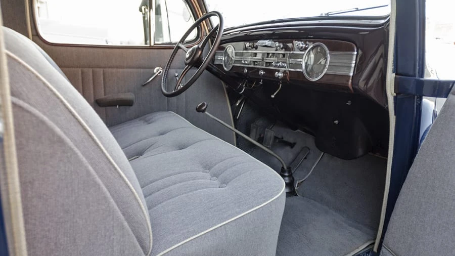 1937 Packard Eight - Image 5 of 12