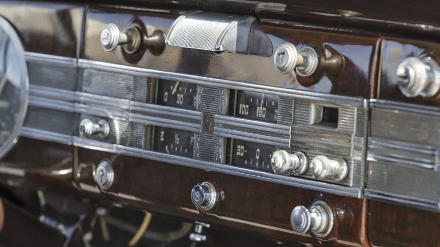 1937 Packard Eight - Image 11 of 12