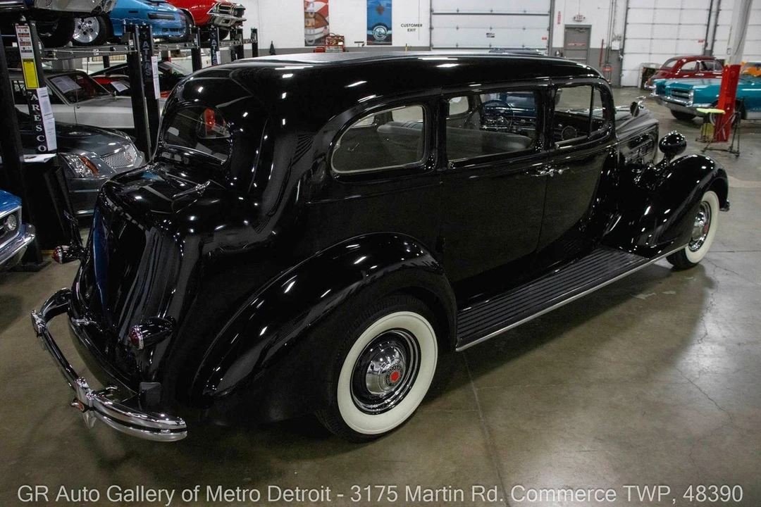 1937 Packard Twelve - Image 7 of 12