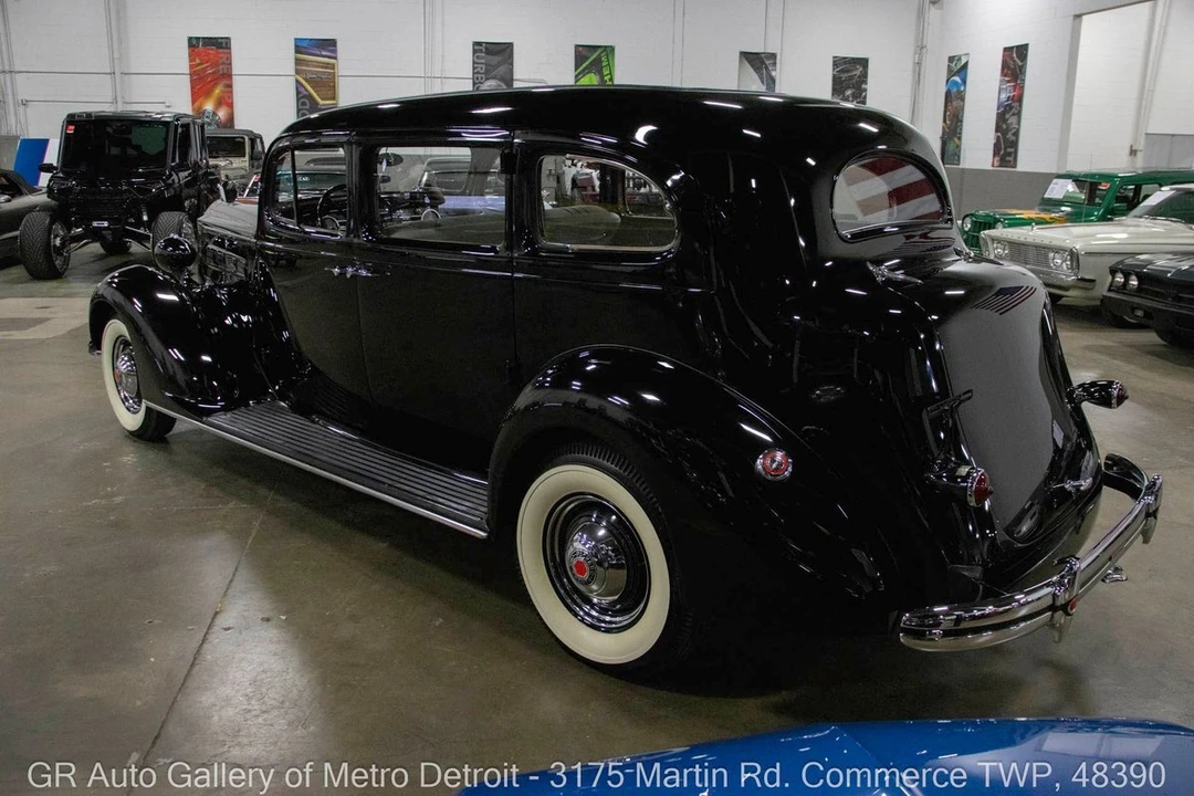 1937 Packard Twelve - Image 4 of 12