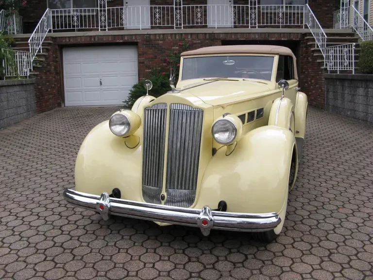 1937 Packard Eight - Image 6 of 13