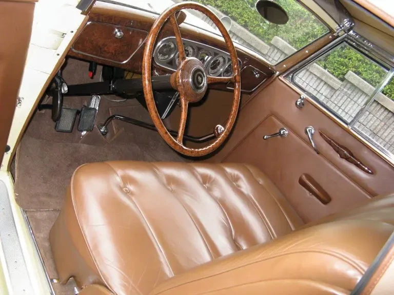 1937 Packard Eight - Image 5 of 13