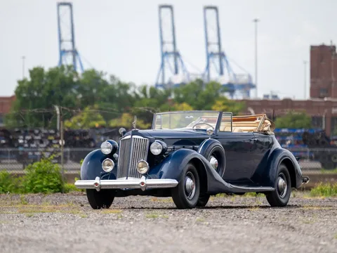 1937 Packard 1501 Super Eight Convertible Victoria