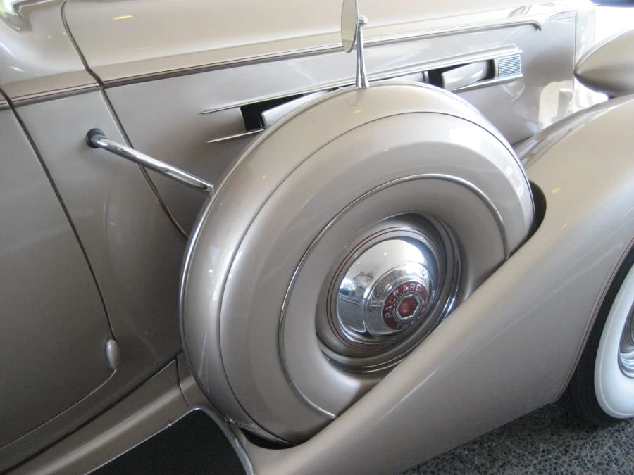 1937 Packard Twelve - Image 8 of 8