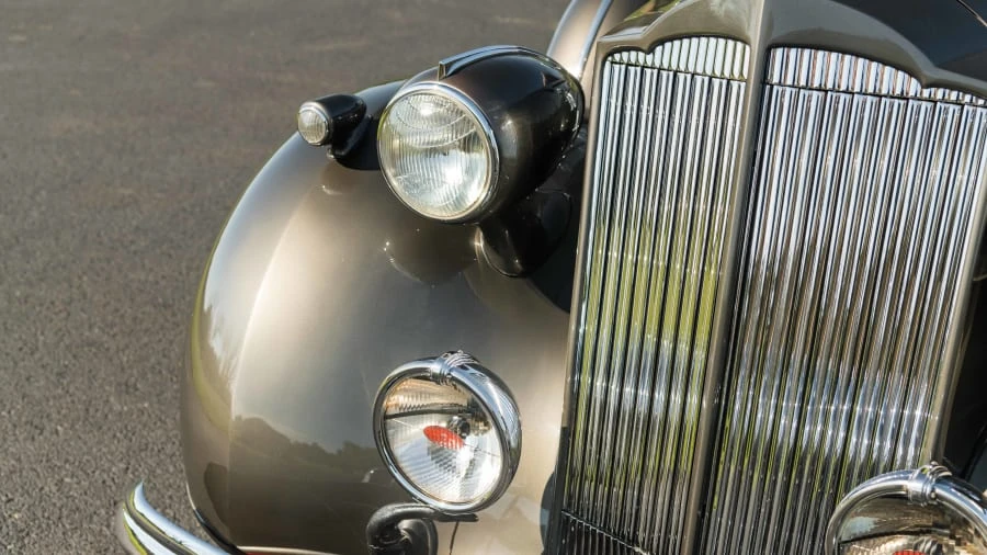 1937 Packard Twelve - Image 10 of 15