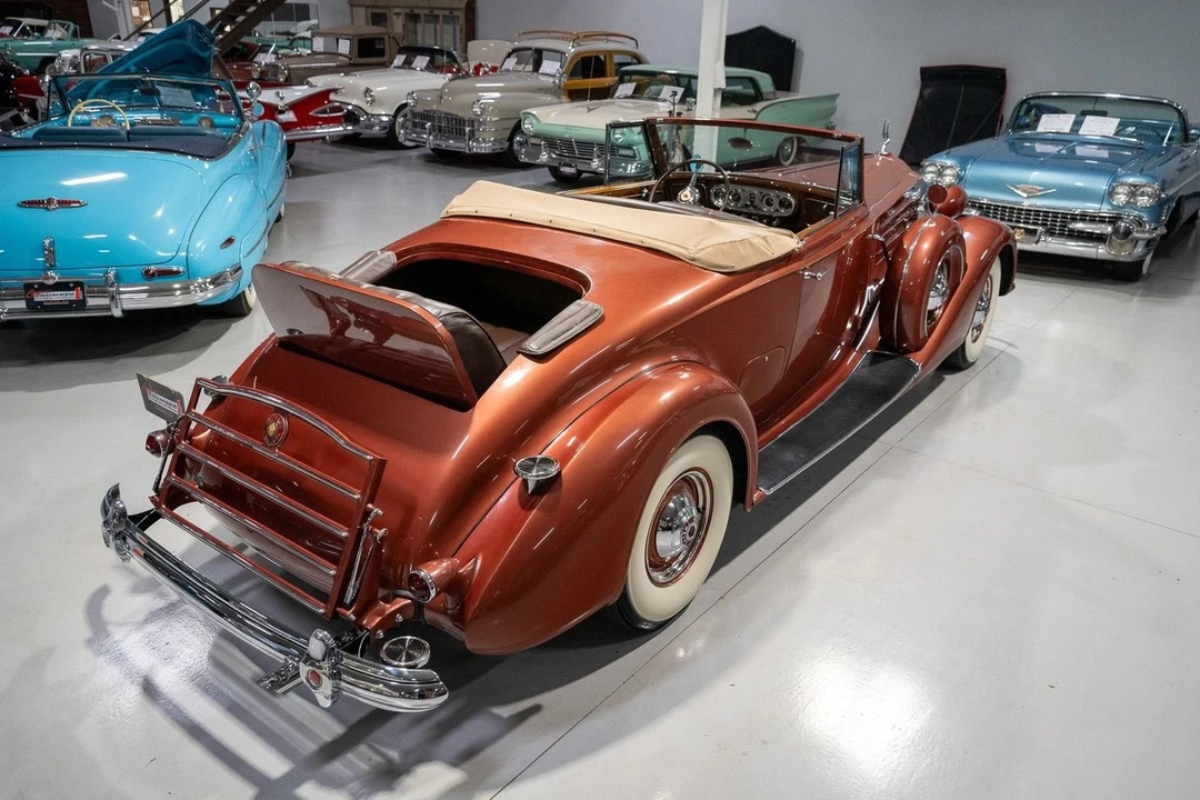 1937 Packard - Image 9 of 31