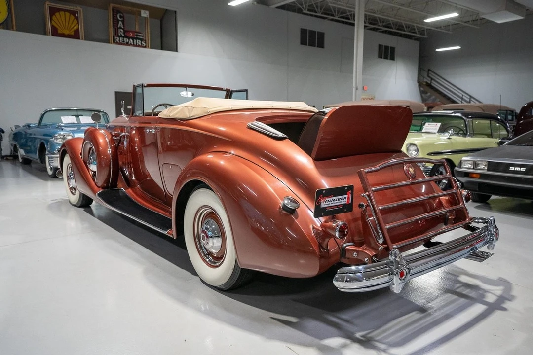 1937 Packard - Image 27 of 31
