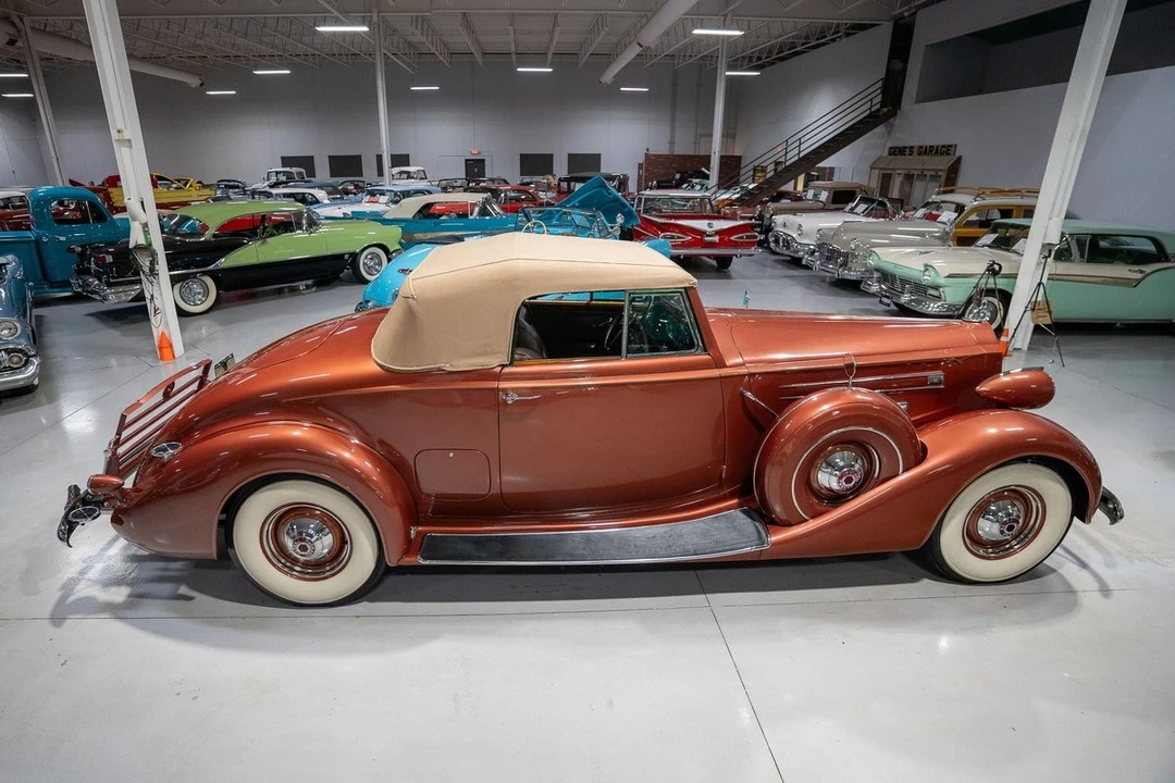1937 Packard - Image 16 of 31