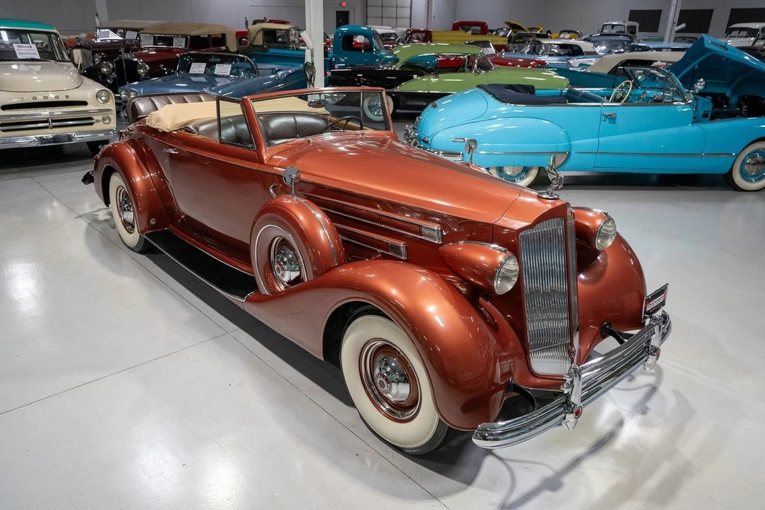 1937 Packard - Image 7 of 31