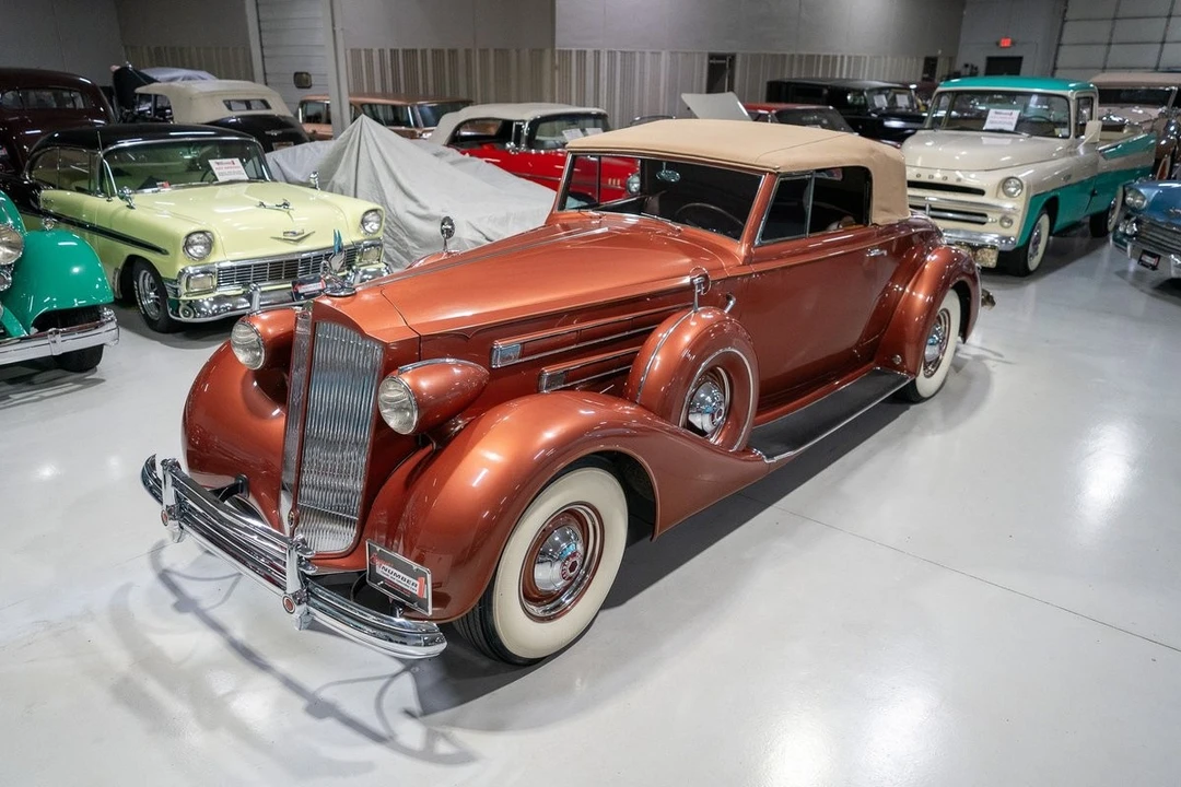 1937 Packard - Image 13 of 31