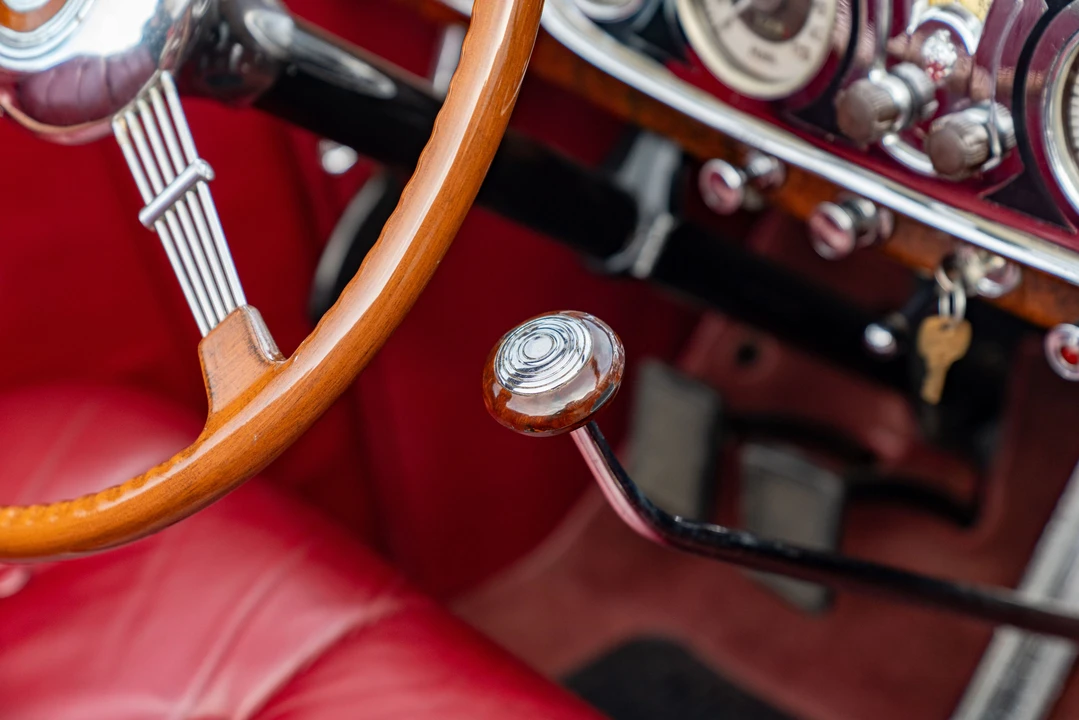 1937 Packard Eight - Image 8 of 31