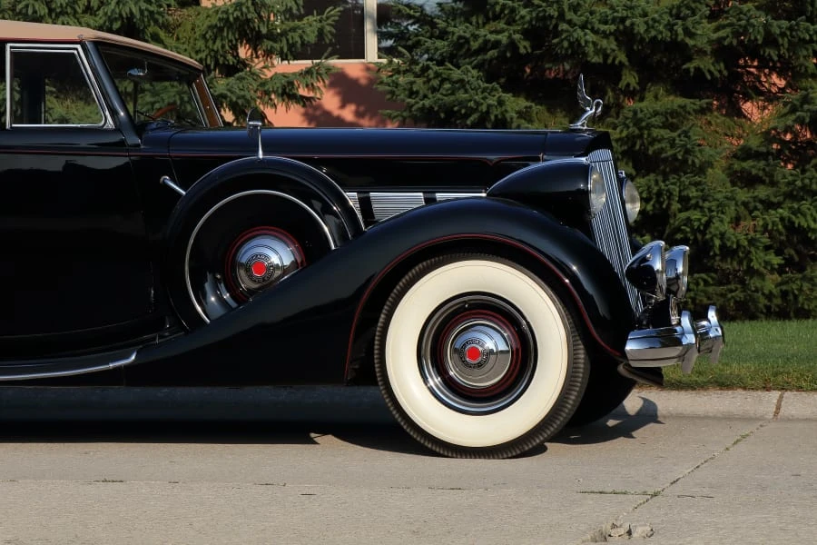1937 Packard Eight - Image 13 of 27