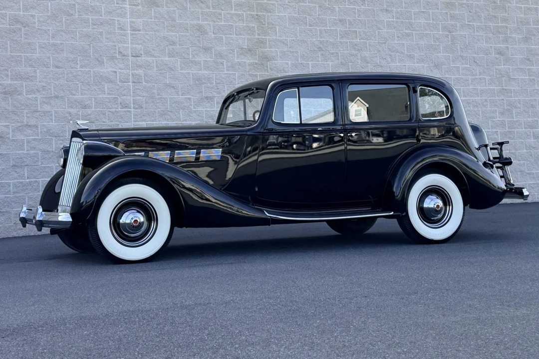 1937 Packard Eight - Image 3 of 9