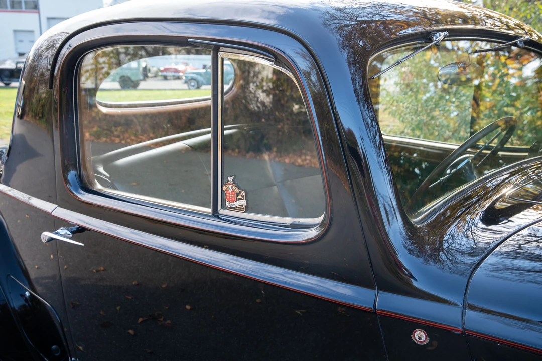 1937 Packard Twelve - Image 22 of 31