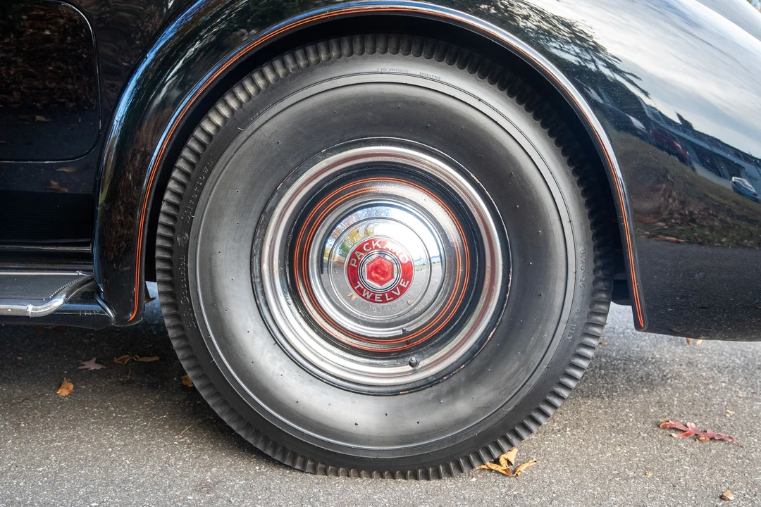 1937 Packard Twelve - Image 17 of 31