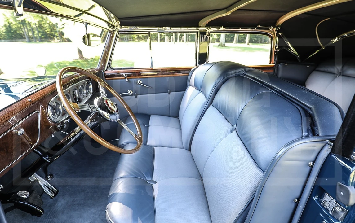 1937 Packard Twelve - Image 8 of 19