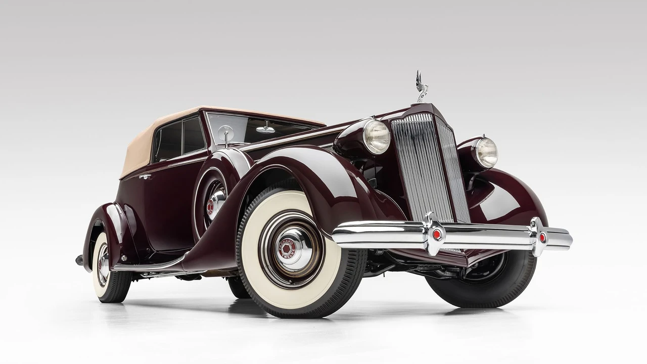 1937 Packard Twelve - Image 11 of 31