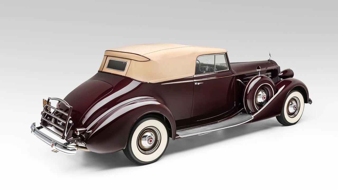 1937 Packard Twelve - Image 12 of 31
