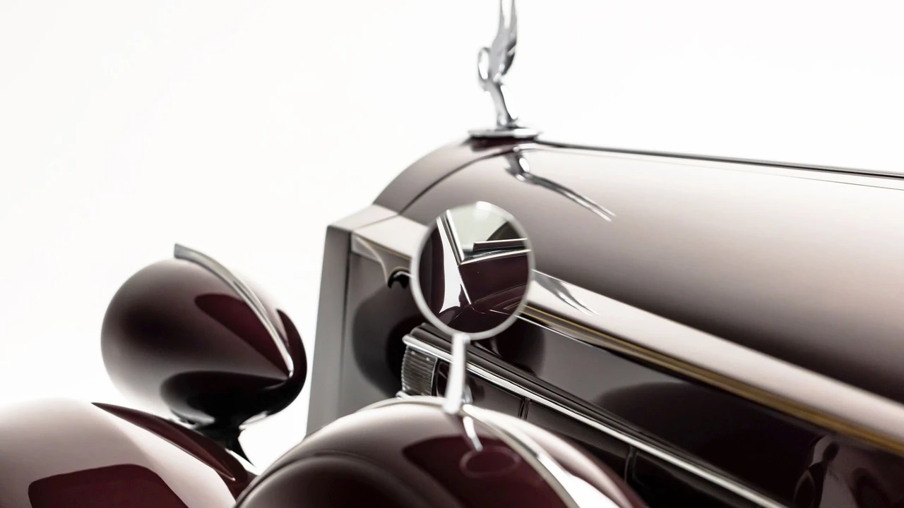 1937 Packard Twelve - Image 24 of 31
