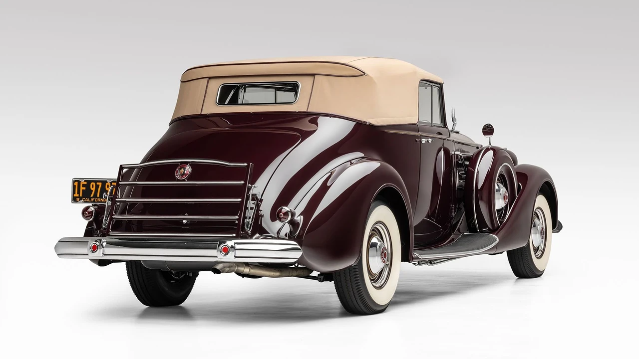 1937 Packard Twelve - Image 15 of 31