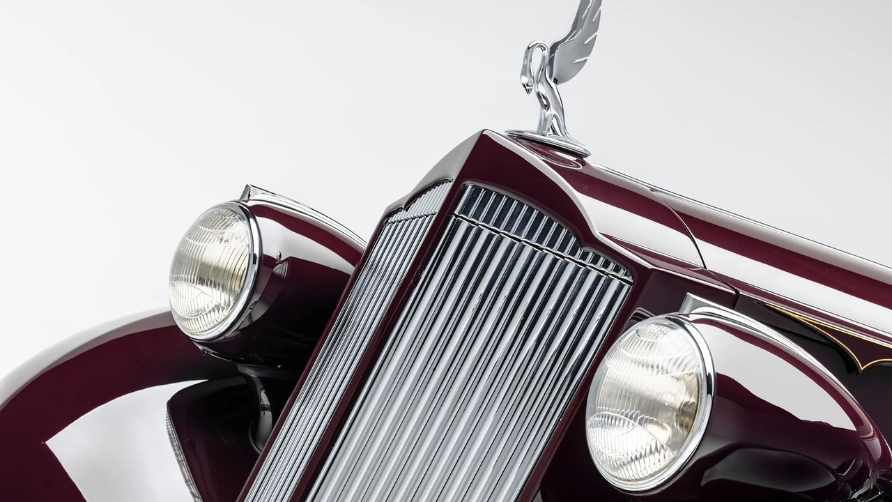 1937 Packard Twelve - Image 26 of 31