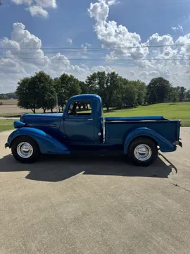 1937 Plymouth PT-50