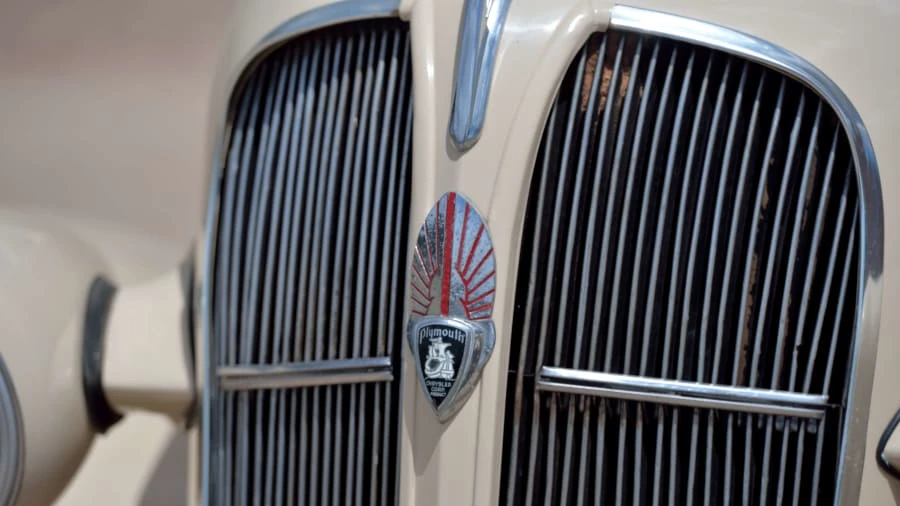 1937 Plymouth Deluxe & Special Deluxe - Image 10 of 20