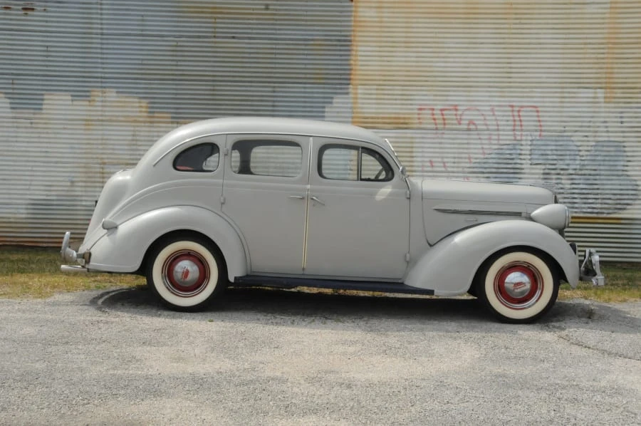 1937 Plymouth Deluxe & Special Deluxe - Image 9 of 10