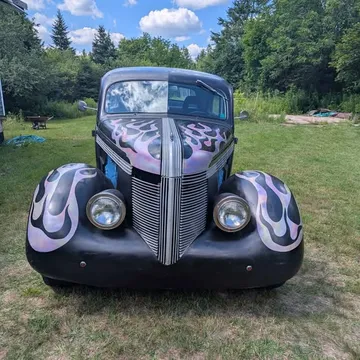 1937 Pontiac 2 Door Coach