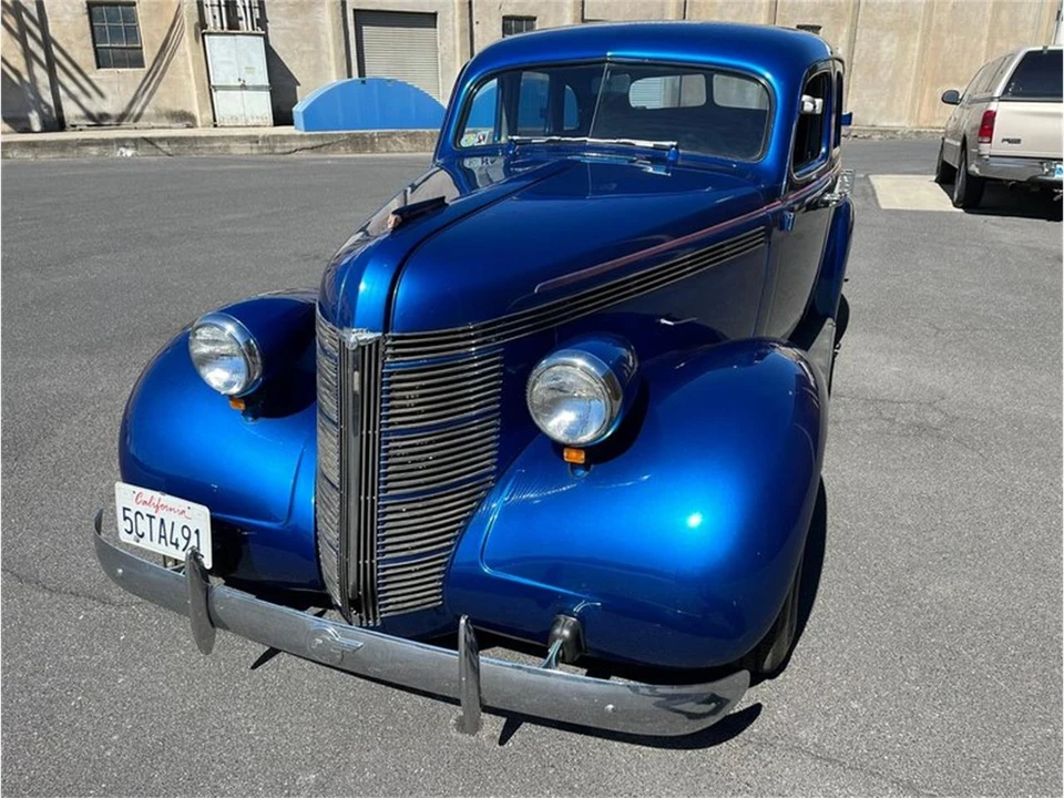 1937 Pontiac - Image 4 of 31