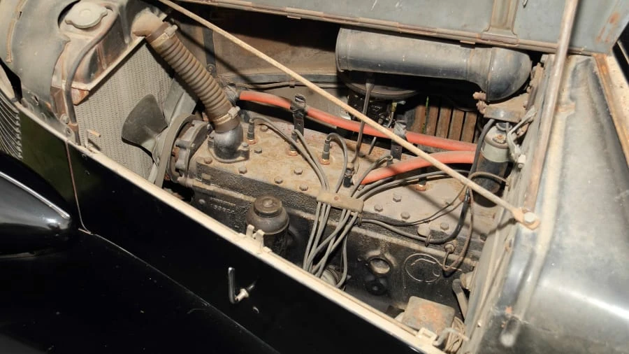 1937 Pontiac - Image 6 of 17
