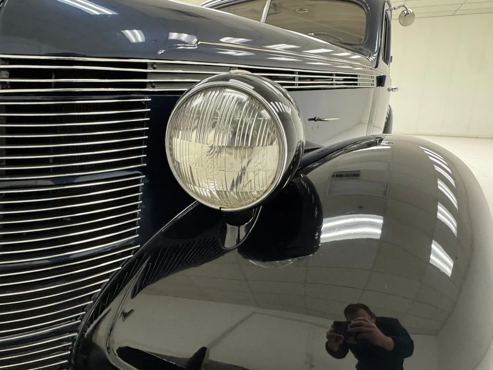 1937 Pontiac - Image 11 of 31