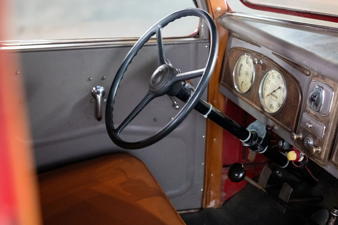 1937 Reo - Image 3 of 19