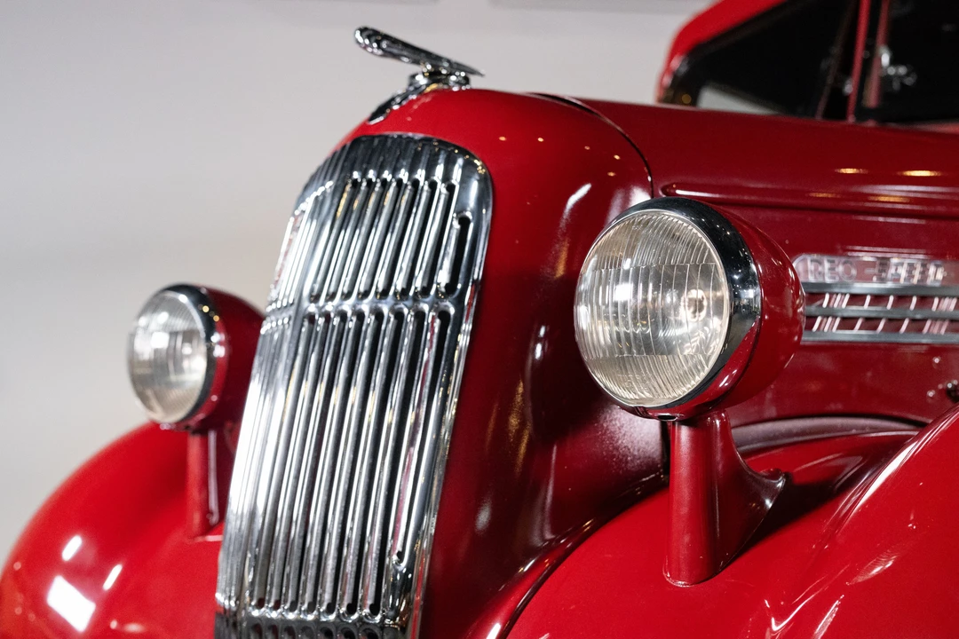 1937 Reo - Image 2 of 19