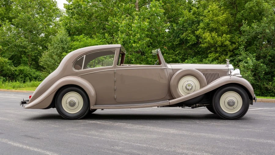 1937 Rolls-Royce Phantom III - Image 2 of 24