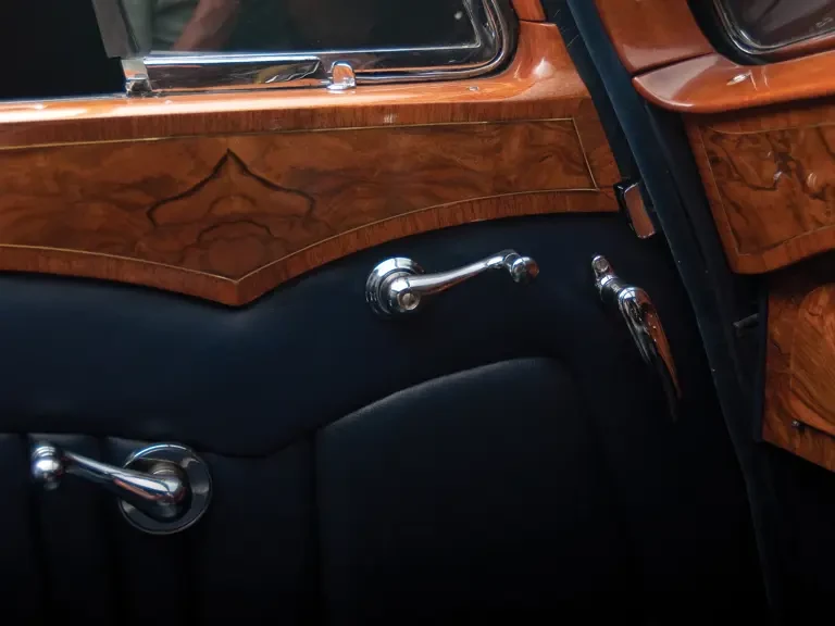1937 Rolls-Royce Phantom III - Image 13 of 17