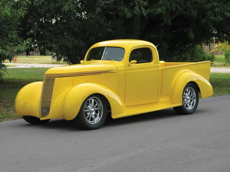 1937 Studebaker Commander - Image 2 of 2