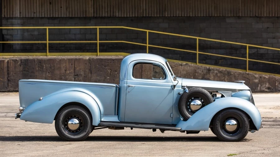 1937 Studebaker Commander - Image 8 of 20
