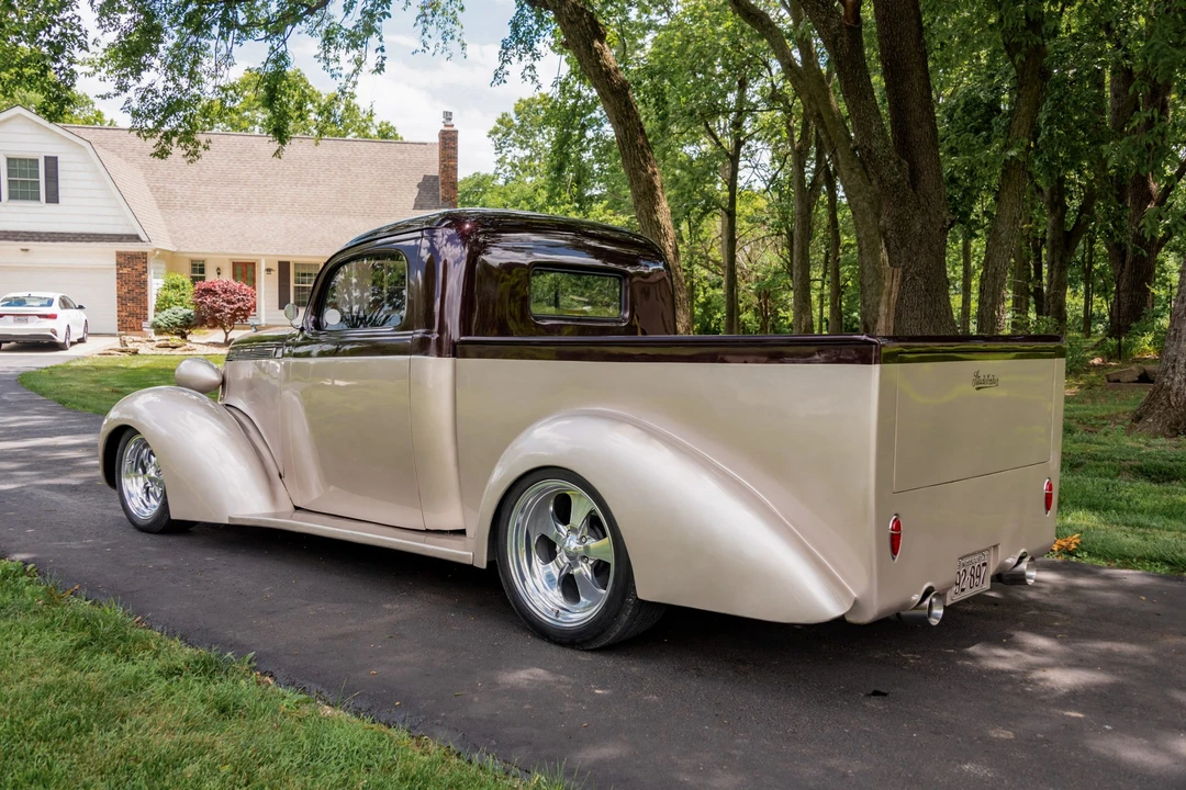 1937 Studebaker - Image 4 of 31