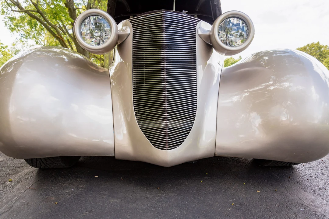 1937 Studebaker - Image 12 of 31