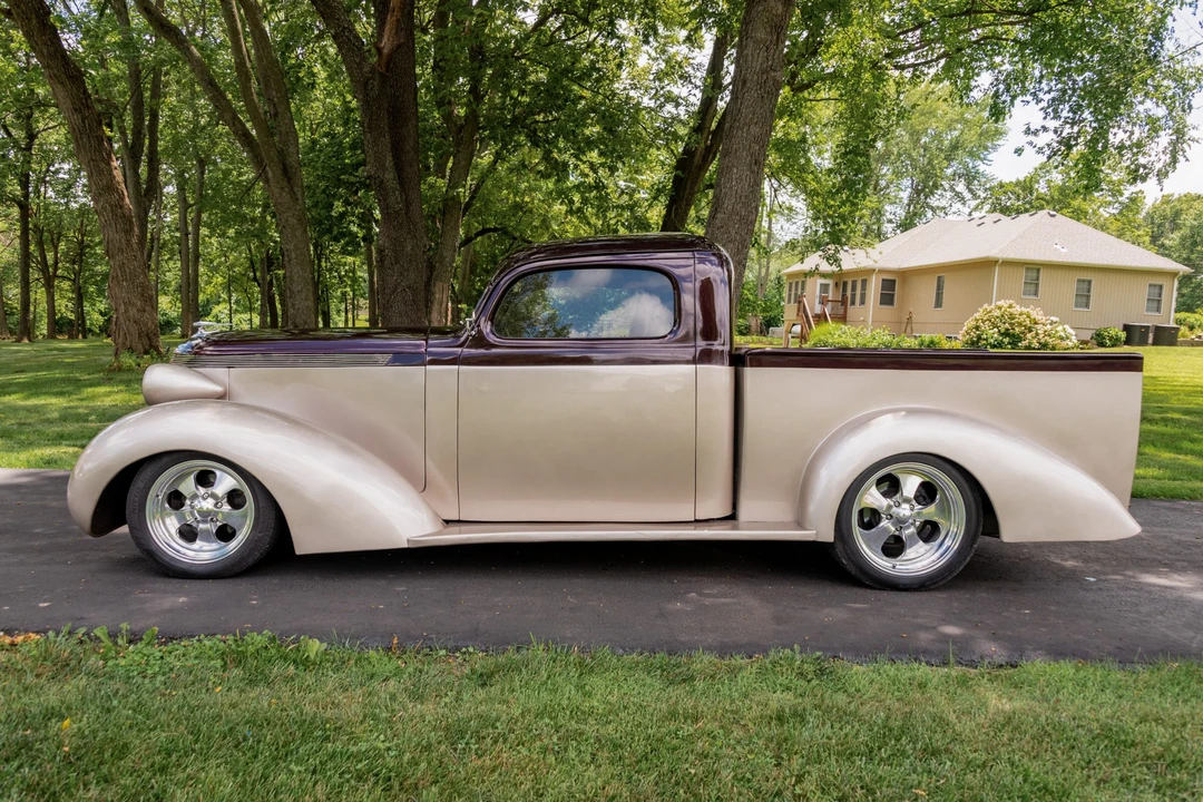 1937 Studebaker - Image 3 of 31