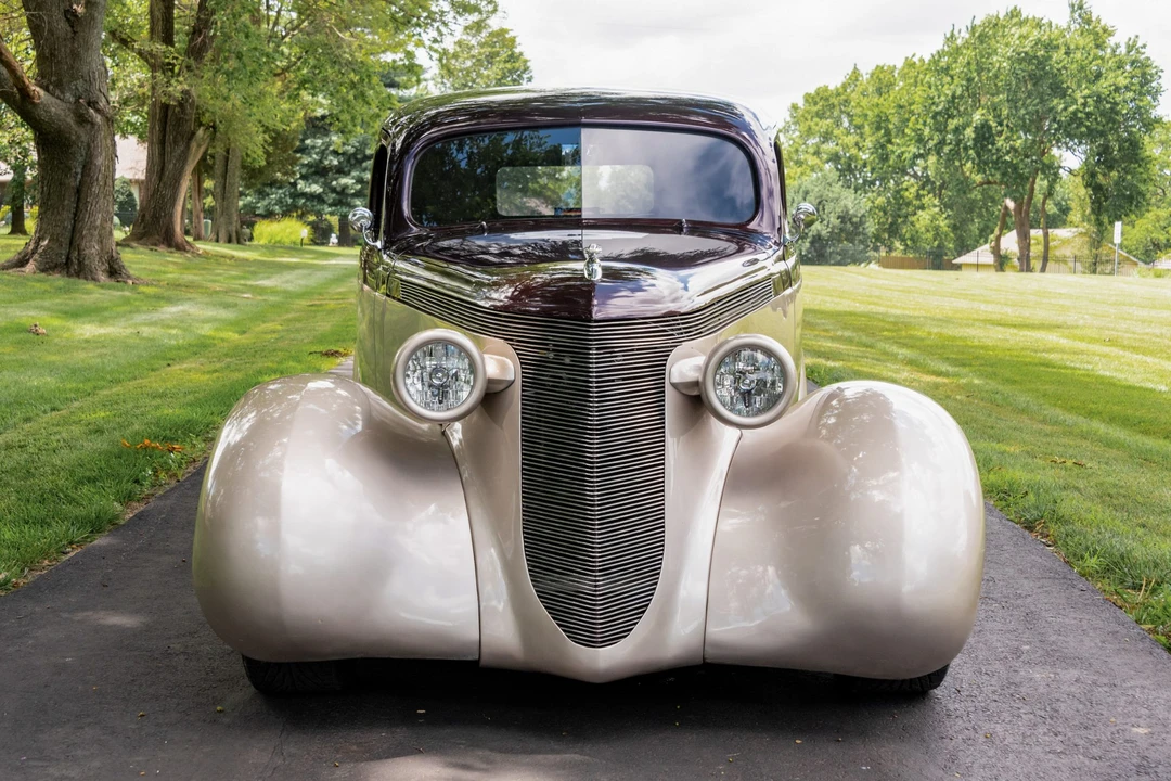 1937 Studebaker - Image 8 of 31