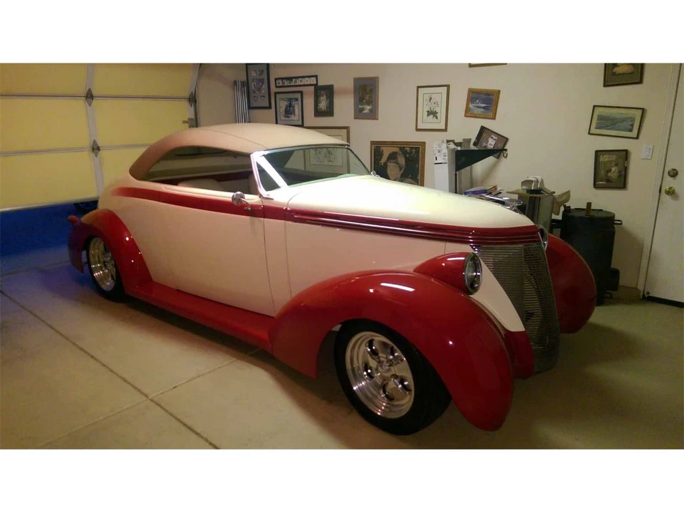 1937 Studebaker Commander - Image 4 of 10