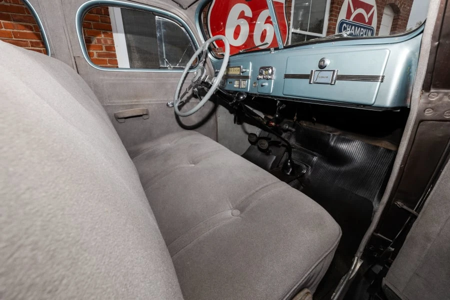 1937 Studebaker - Image 17 of 25